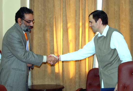 J&K Bank infuses relief, rehabilitation & revival dose to J&K economy:<br>Chief Minister unveils Bank's Industrial & Economic Revival Package